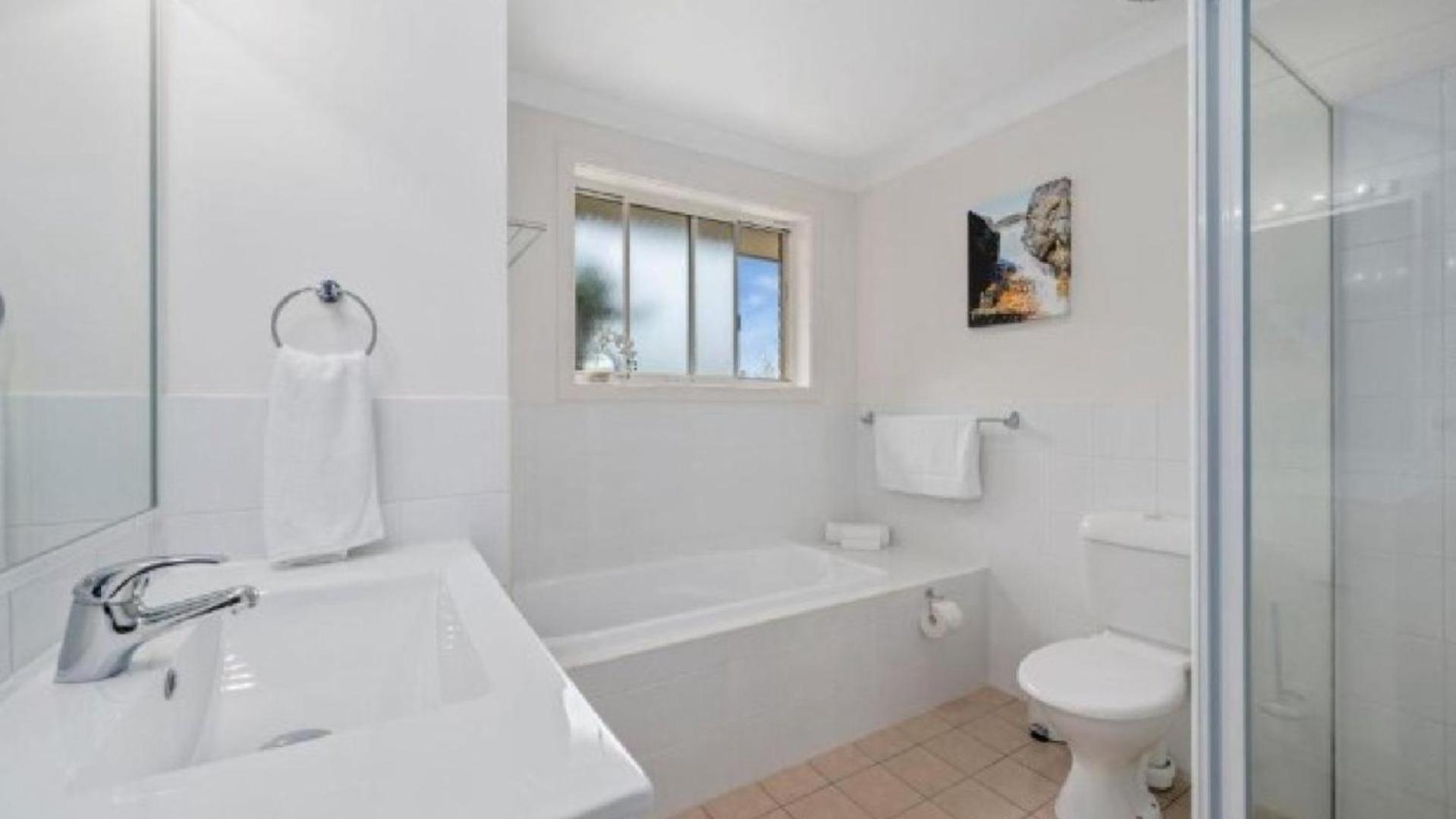 Pet Friendly, Telsa Charger, Sleeps 6, Bbq Villa Coffs Harbour Buitenkant foto